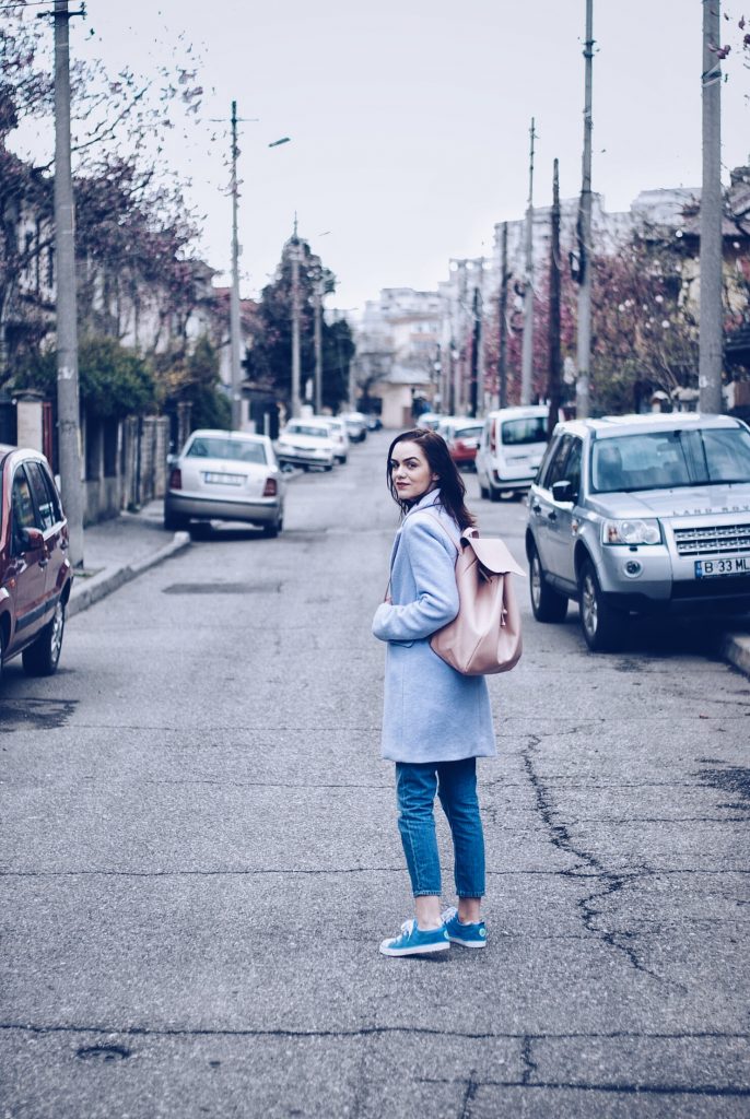 Baby blue outfit by Andreea Birsan