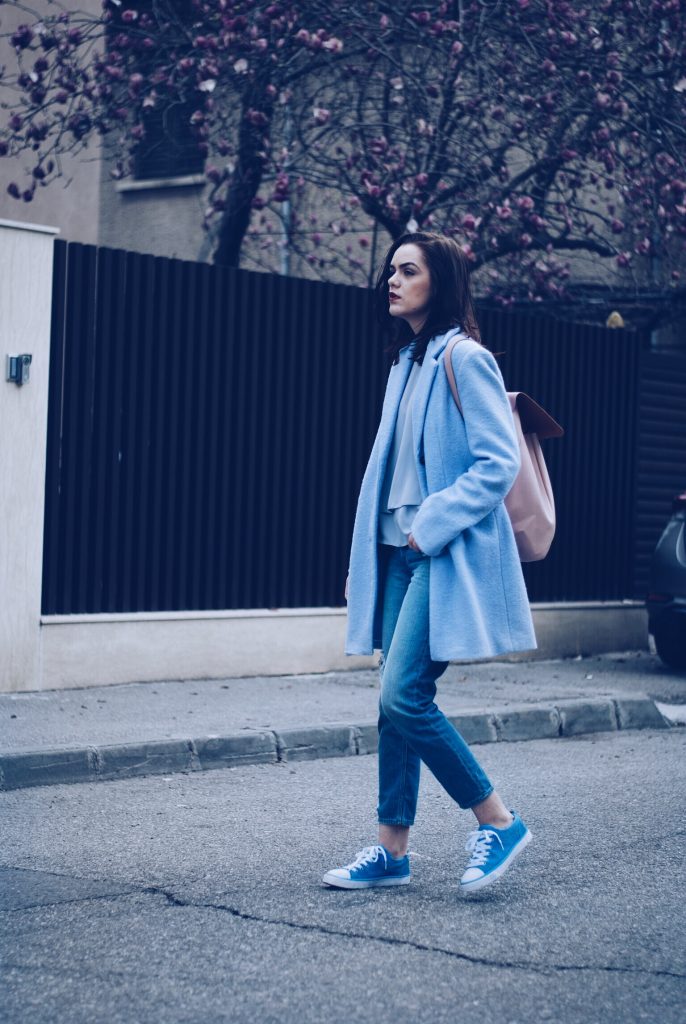 Baby blue outfit and pastel backpack by Andreea Birsan