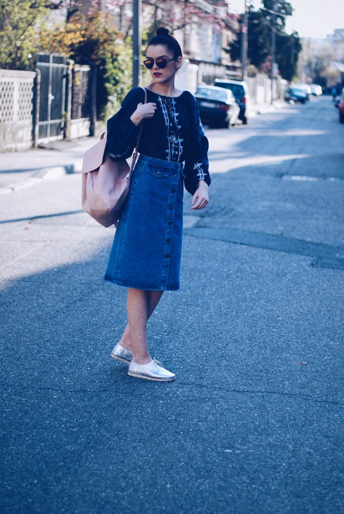 Midi denim skirt, embroidered shirt, silver shoes, backpack, soreal sunglasses by Andreea Birsan