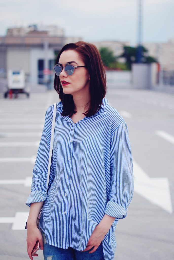 Striped shirt, distressed skinny jeans, color block crossbody bag, pink oxford shoes, so real sunglasses, spring outfit by Andreea Birsan.jpg