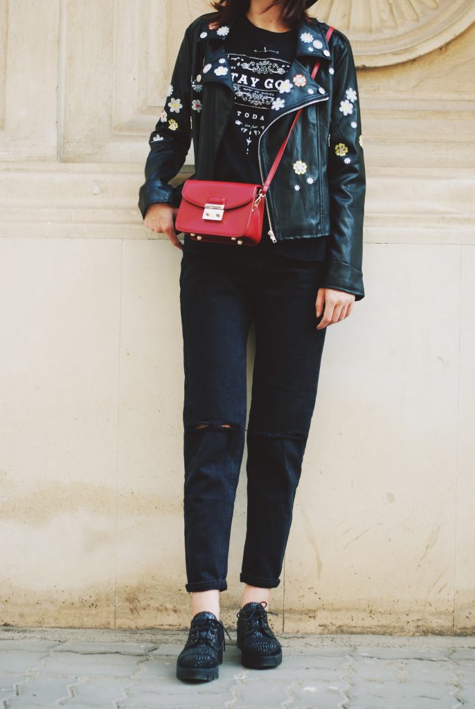 Black mom jeans, printed tshirt, embroidered leather jacket, fedora hat, sunglasses, red crossbody bag, glitter shoes, fall outfit idea, Andreea Birsan