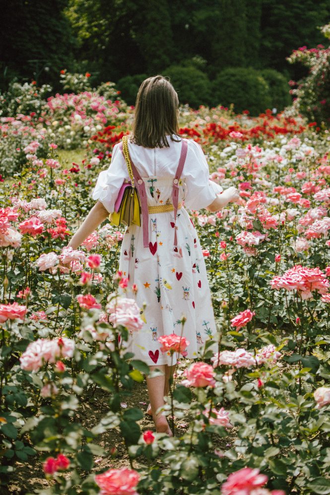 White puffy sleeves shirt, layered button front midi dress, gold metallic vintage belt, colorblock leather shoulder bag, pink mules, rose gorden editorial, andreea birsan, couturezilla, cute summer outfit ideas for 2018, step up your midi dress, how to wear a midi dress, printed dress, cotton dress, ottod’ame dress, rose gardens in bucharest, trandafiri bucuresti, gradina botanica, botanical garden, fun dress, cotton and linen, white shirt with puffy sleeves, the perfect midi dress for summer, marcie wconcept pink suede mules, korean shoes, korean mules, korean designer shoes, italian dress, beautiful bag, statement bag, yellow and pink shoulder bag, statement bag strap, isla fontaine bags, italian leather bags, how to layer a midi dress when it’s melting outside, the midi dress you should wear this summer, how to wear a puffy sleeve top, white shirt, wardrobe must have, staples, how to look Parisian chic, European summer street style inspiration for women 2017, pinterest chic outfit ideas for woman, summer outfit ideas, summer ootd inspiration, outfit of the day, ootd, fashion icon, style inspiration, fashionista, fashion inspiration, style inspo, what to wear in summer, how to look French, chic on a budget, zara outfit, mango, topshop, asos, river island, forever 21, urban outfitters, how to mix high end pieces with luxury ones, zara and Gucci,outfit alternatives for summer, tomboy chic, minimal outfit, tumblr girls photos, pictures, happy girl, women, smart casual outfits, the best outfit ideas 2017, what to wear when you don’t feel inspired, summer in Europe, weekend attire, uniform, French women in summer, European outfit ideas 2017, minimal chic outfit, how to stand out, the best outfit ideas for summer, the sunglasses you have seen everywhere on Instagram, glasses, uk fashion blogger, united kingdom, uk fashion blog, fashion and travel blog, Europe, women with style, street style, summer fashion trends 2017, best fashion ideas, styling, fall fashion, fall outfit, fall ootd, fall perfect, transitional dressing, best transitional outfit ideas, how to wear statement earrings, dressing for autumn, autumn outfit, winter outfit ideas for work and school 2017, clear lens aviator glasses, geeky glasses, clear lens glasses trend